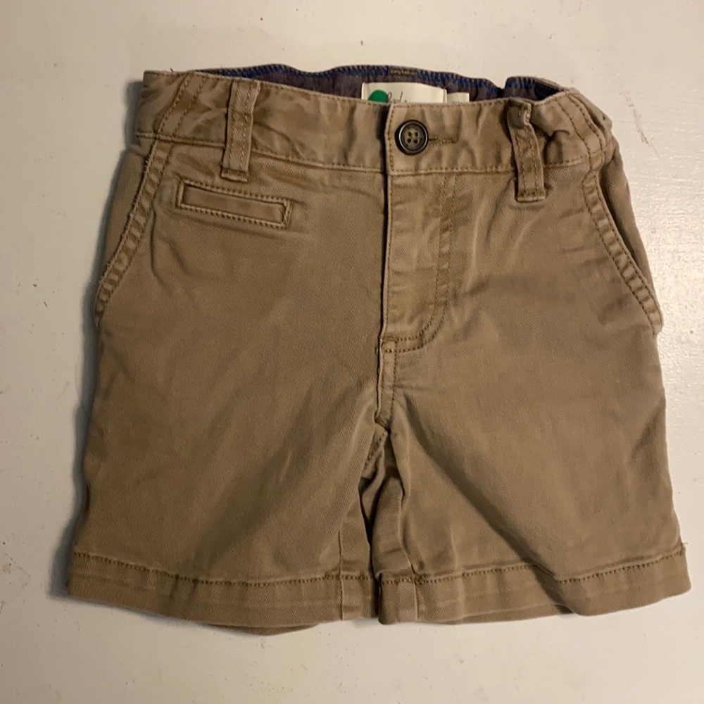 Mini Boden khaki shorts